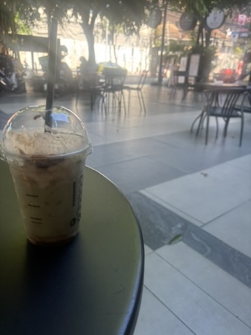 스타벅스 피스타치오 프라푸치노